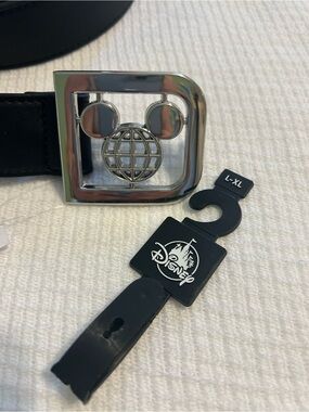 Disney Unisex Black Leather Belt with Silver Mickey Mouse logo Buckle - L/XL